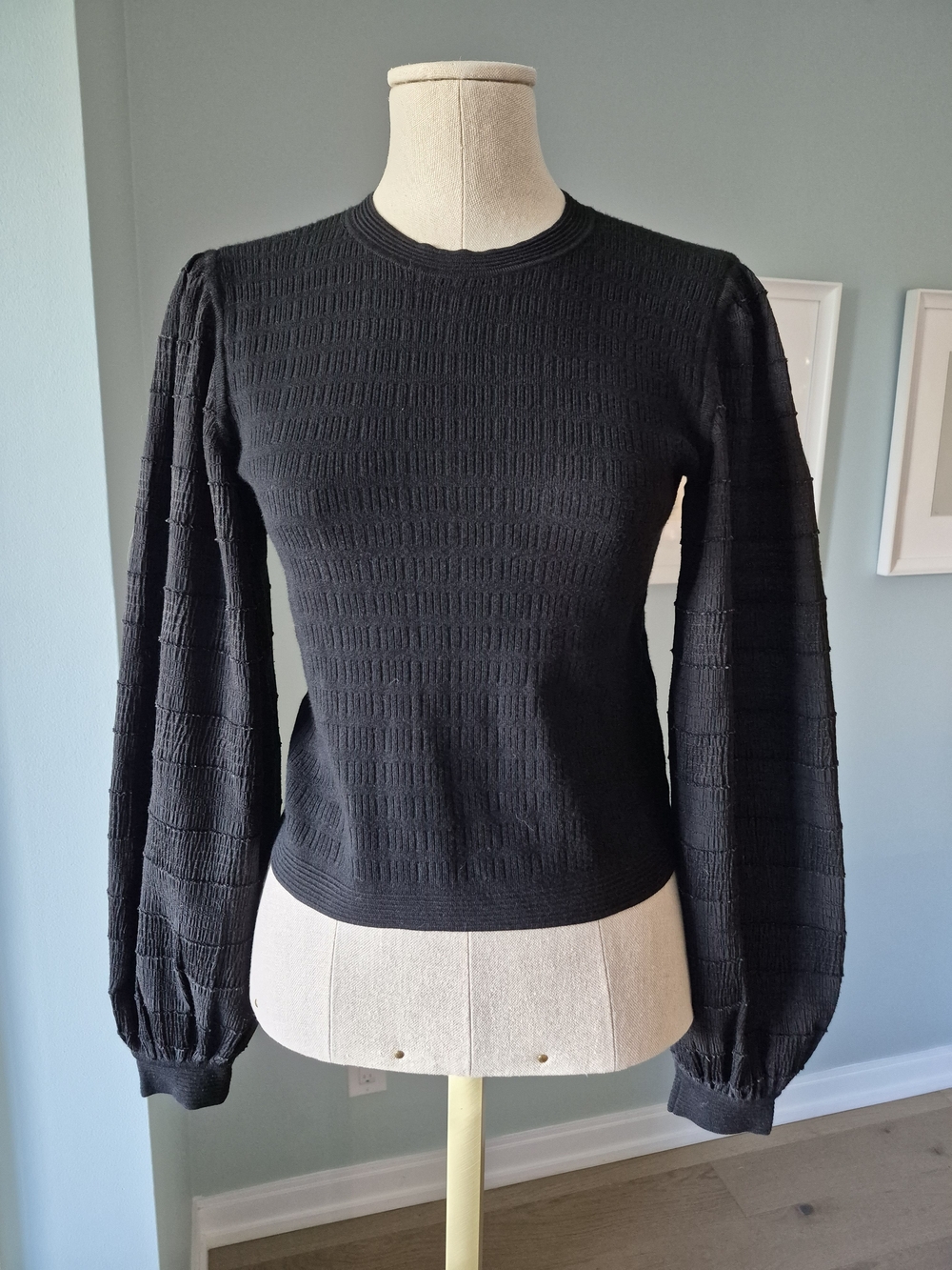 Club Monaco Black Textured Puff-Sleeve Crewneck Top
